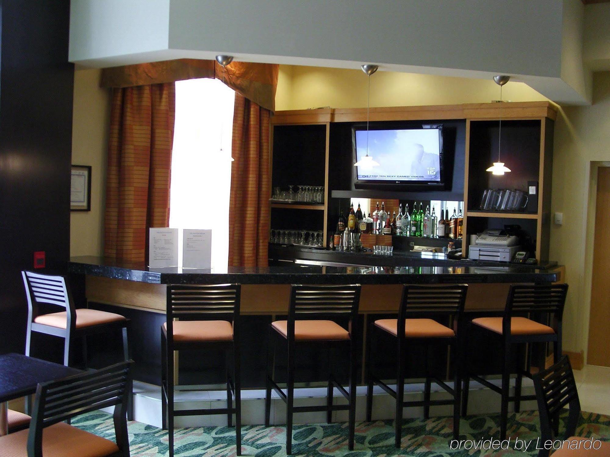 Fairfield Inn & Suites By Marriott Guelph Restoran fotoğraf